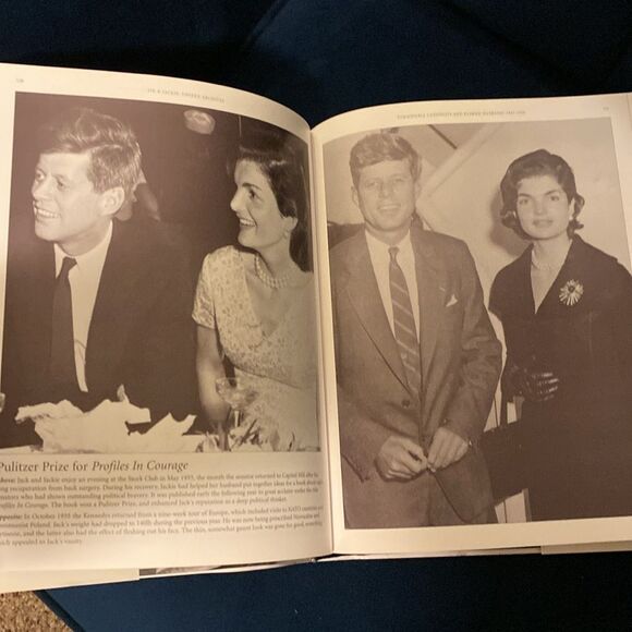 JFK And Jackie Unseen Archives by Tim Hill Hardcover / Dust jacket 2004 edition - Picture 3 of 14